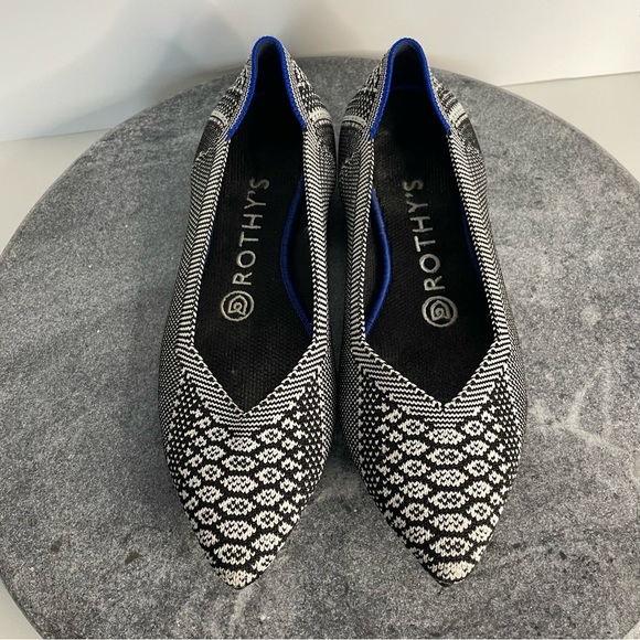 Rothys The Point Black And White Python Flats Shoes 6 - Picture 2 of 13